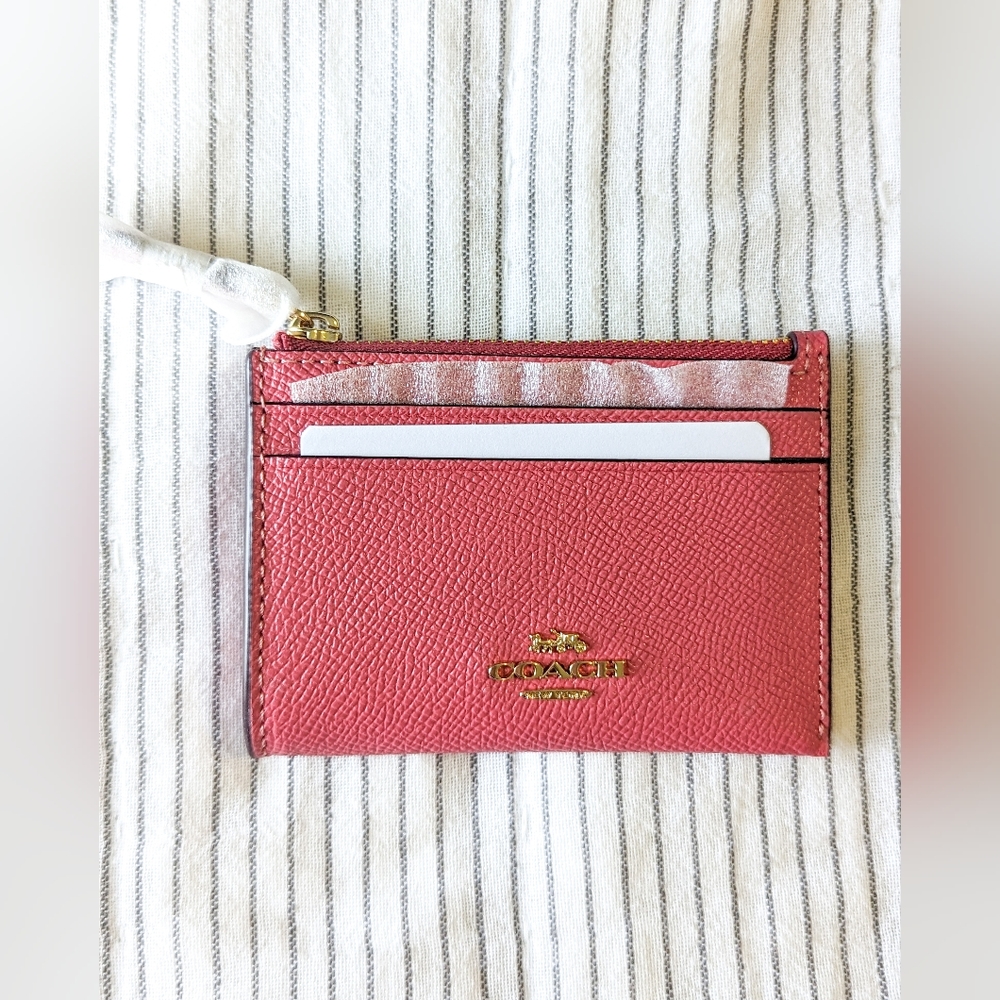 *SOLD* Coach wristlet wallet